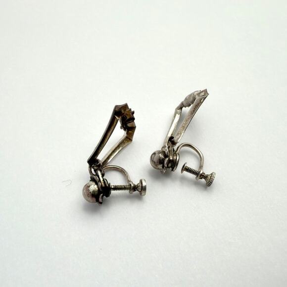 Vintage Art Deco Sterling Silver Geometric Openwork Screw-Back Earrings c. 1930s - Picture 3 of 5